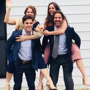 Meet your Posher, Mitchell